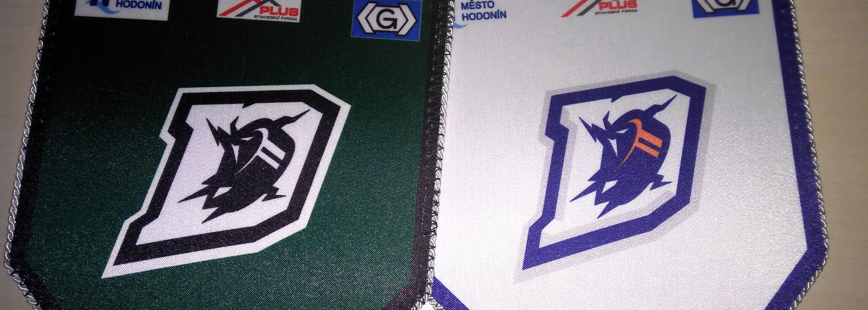 Do prodeje jde nová sběratelská vlaječka SHKM Hodonín!